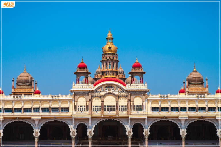 Visit the Top Royal Palaces in India