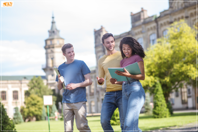 Students Heading to US Universities