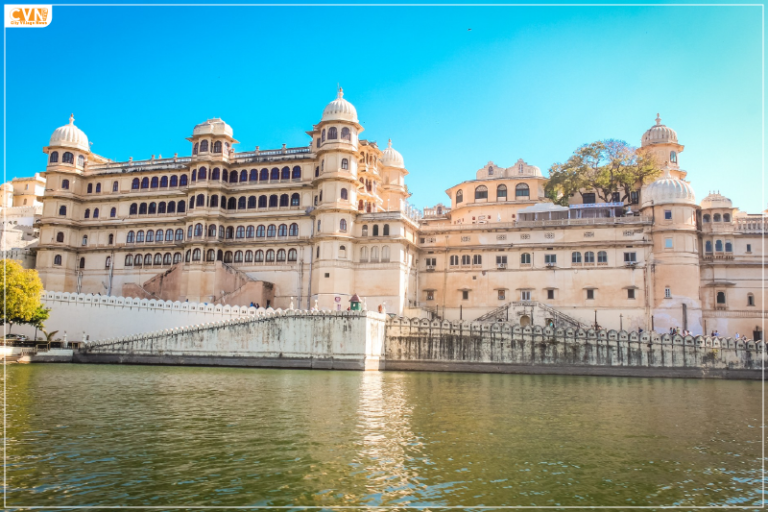 Discover the Glorious History of City Palace, Udaipur