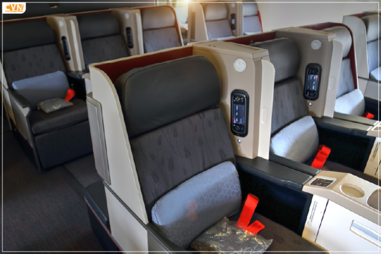 United Airlines Unveils 787 Polaris Studio Suites with Privacy Doors and 4K Screens